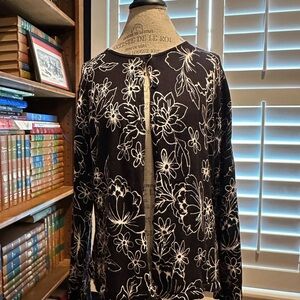 Kate Hill Black and White Floral Sweater